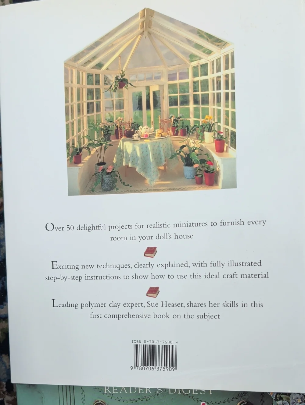 Making Doll's House Miniatures with Polymer Clay: Sue Heaser